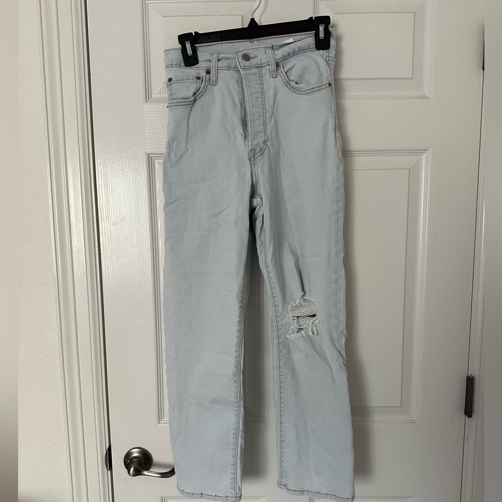 Levi’s Ribcage Straight Ankle Jean
